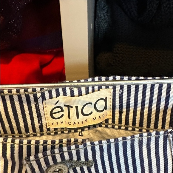 Etica navy/white striped 4 pocket straight leg pants size 4 NWT - Picture 2 of 3